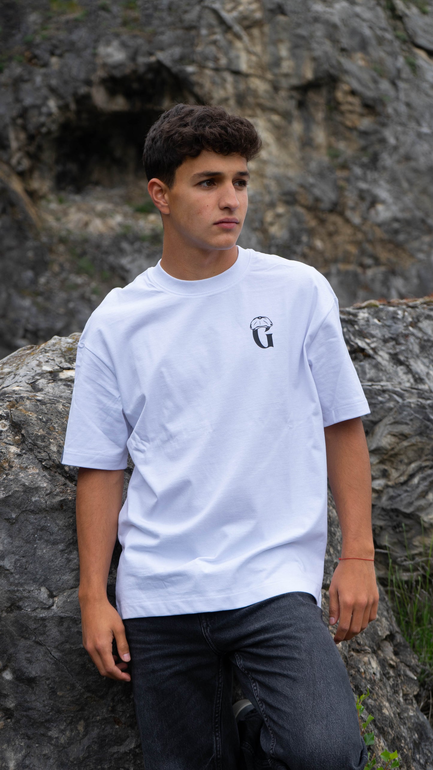 GENTEELBRAND FIRST SHOOT - OVERSIZED T-SHIRT